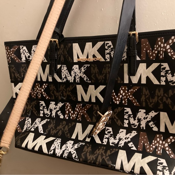 Mk bags some bran never been worn - Picture 9 of 11